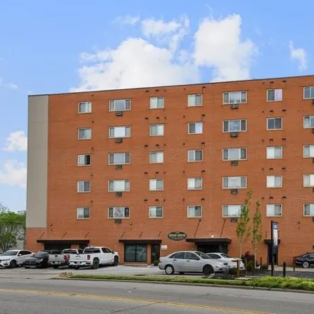 Image 2 - Ridge Rd & Calvert St, The Center of Cincinnati, Ridge Avenue, Cincinnati, OH 45209, USA - Apartment for rent