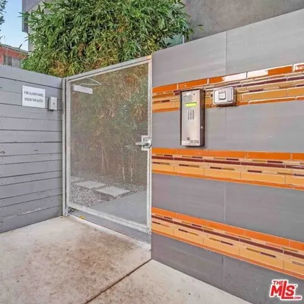 Image 3 - 1248 North Orange Grove Avenue, West Hollywood, CA 90046, USA - Townhouse for sale