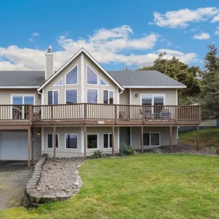 Buy this 5 bed house on 5332 Northwest Keel Avenue in Lincoln City, OR 97367