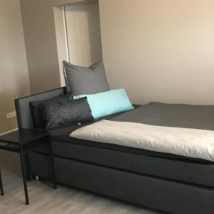 Rent this 2 bed apartment on 66763 Dillingen/Saar
