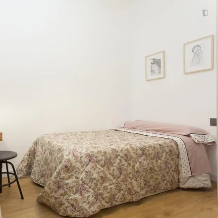 Rent this 2 bed apartment on Carrer de Còrsega in 705, 08001 Barcelona