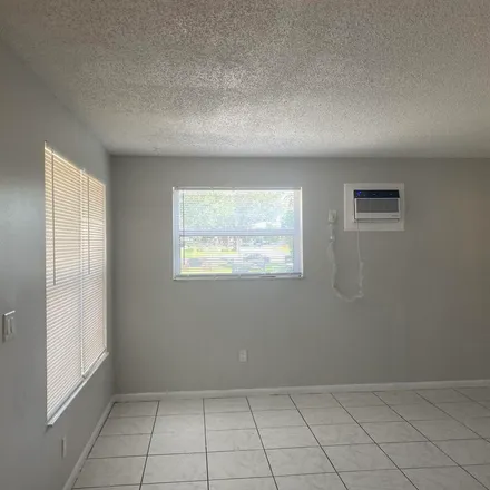 Image 3 - unnamed road, Lake Worth Beach, FL 33460, USA - Apartment for rent