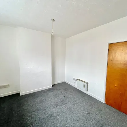 Image 2 - Spartan Flooring, 188 Holton Road, Barry, CF63 4HN, United Kingdom - Apartment for rent