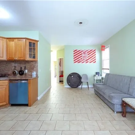 Image 5 - 1744 70th St, Brooklyn, New York, 11204 - Duplex for sale