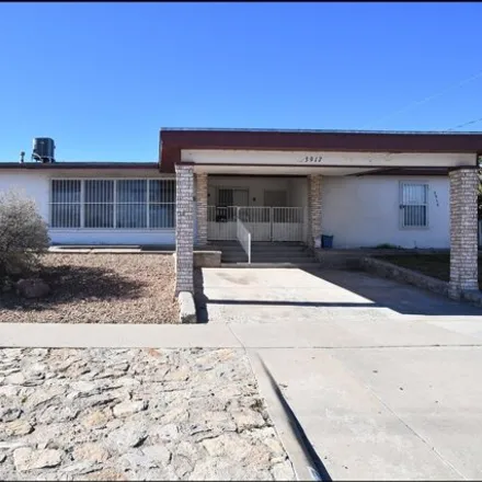 Image 2 - 8025 Leo Street, Sunrise Acres, El Paso, TX 79904, USA - House for rent