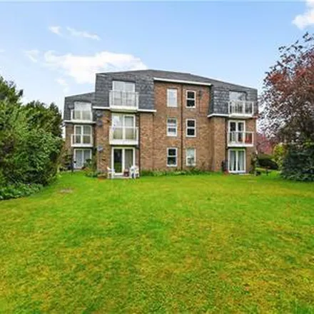 Rent this 2 bed apartment on Victoria Court in Andover, SP10 3HU