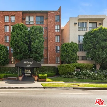 Image 1 - Veteran Apartments, 1417 Veteran Avenue, Los Angeles, CA 90024, USA - Condo for sale