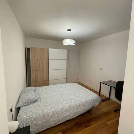 Rent this 4 bed apartment on Cocherito de Bilbao kalea in 15, 48004 Bilbao