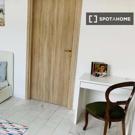 Image 1 - Viale Papiniano 26, 20123 Milan MI, Italy - Room for rent