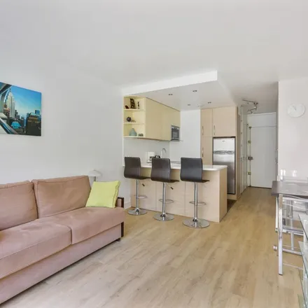 Image 2 - 5 Rue Antoine Bourdelle, 75015 Paris, France - Apartment for rent