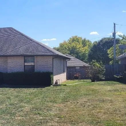 Buy this 3 bed house on 406 Kelsey Court in Nixa, MO 65714