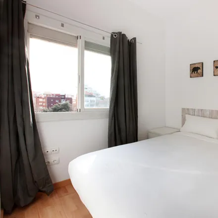 Rent this 1 bed apartment on Montseny-Av. Torrent Gornal in Carrer del Montseny, 08904 l'Hospitalet de Llobregat
