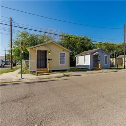 Buy this 4 bed house on 3576 Lou Street in Corpus Christi, TX 78405