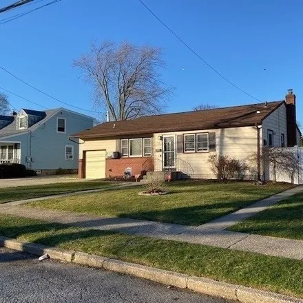 Buy this 4 bed house on 512 North Greene Avenue in Village of Lindenhurst, NY 11757