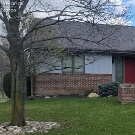 Buy this 3 bed house on 2211 McPherson Highway in Fremont, OH 43420