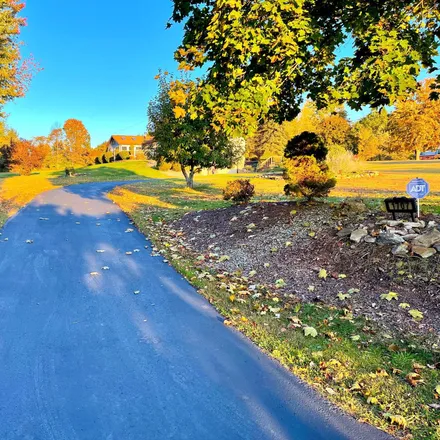Image 3 - 1701 Wetzel Run Drive, Hudsondale, Packer Township, PA 18255, USA - House for sale