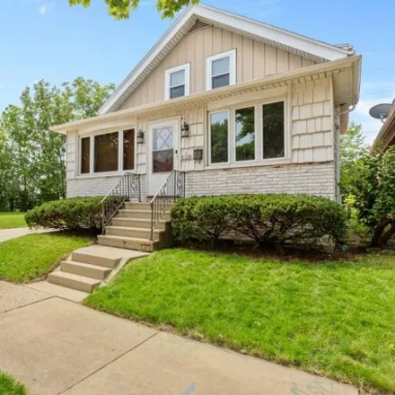 Buy this 3 bed house on 6029 W Fairview Ave in Milwaukee, Wisconsin