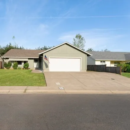 Buy this 3 bed house on 201 Bluebird Street in Cottage Grove, OR 97424