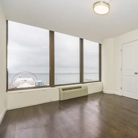 Image 7 - Lake Point Tower, 505 North Lake Shore Drive, Chicago, IL 60611, USA - Condo for rent