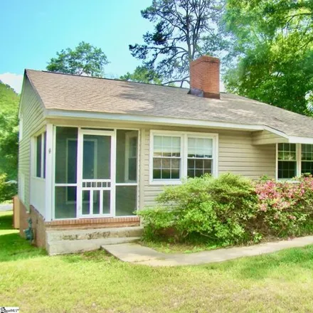 Buy this 3 bed house on 107 Crestfield Road in Athelone Heights, Greenville County