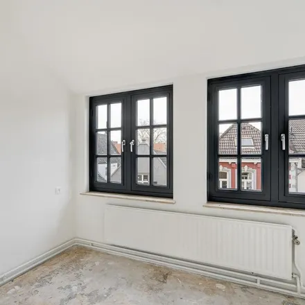 Rent this 4 bed apartment on Oelemarkt 7 in 6001 ES Weert, Netherlands