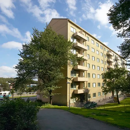 Rent this 2 bed apartment on Mölndalsvägen 17 in 412 63 Gothenburg, Sweden
