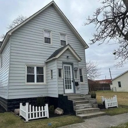 Rent this 3 bed house on 2562 Wright Street in Port Huron, MI 48060