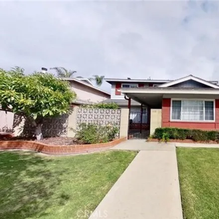 Rent this 5 bed house on 172 Yale Lane in Seal Beach, CA 90740