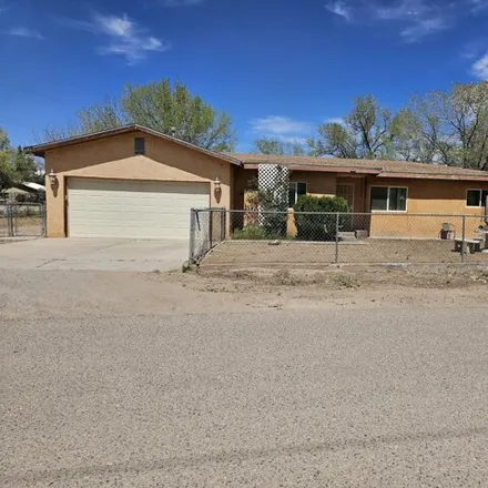 Image 1 - 215 Mockingbird Lane, Corrales, Sandoval County, NM 87048, USA - House for sale