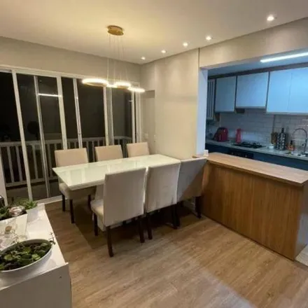 Buy this 3 bed apartment on Edificio Jose Correa in Rua Duque de Caxias 575, Centro