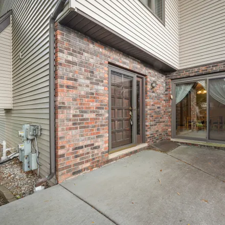 Image 3 - 1604 Gingercreek Court, Sycamore, IL 60178, USA - Loft for sale