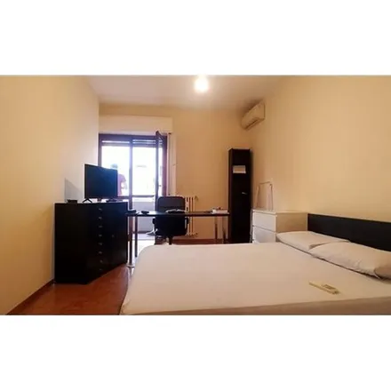 Image 2 - Via Col Moschin, 20136 Milan MI, Italy - Apartment for rent