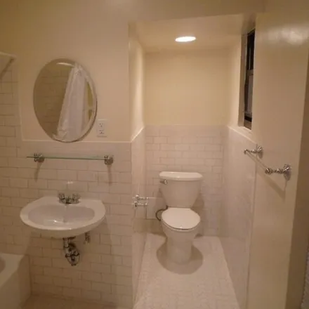 Image 3 - 249 East 77th Street, New York, NY 10075, USA - Condo for rent