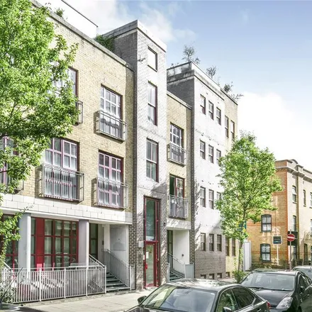 Image 5 - 43 Quaker Street, Spitalfields, London, E1 6SZ, United Kingdom - Apartment for rent
