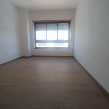 Rent this 2 bed apartment on Rua João da Costa 3 in 2725-605 Algueirão-Mem Martins, Portugal