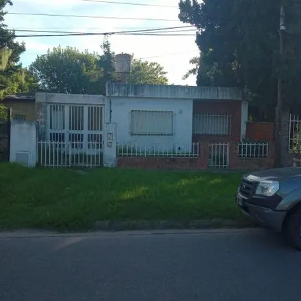 Buy this 3 bed house on Perito Moreno 515 in Departamento Rosario, Granadero Baigorria