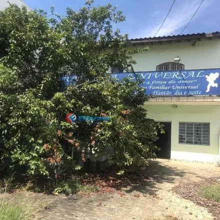 Rent this 3 bed house on Rua Luiz Camilo de Camargo in Centro, Hortolândia - SP