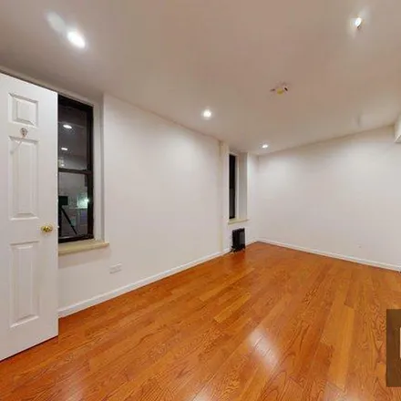 Rent this 3 bed apartment on 299 East 11th Street in New York, NY 10003