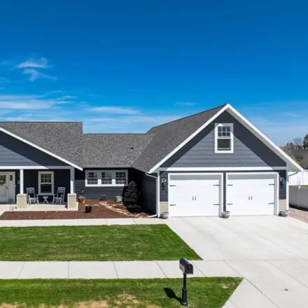 Buy this 4 bed house on 1351 Dixie Lane in Great Falls, MT 59404