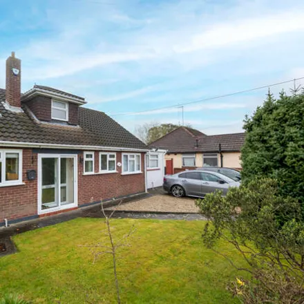 Buy this 4 bed house on Potash Road in Billericay, CM11 1DJ