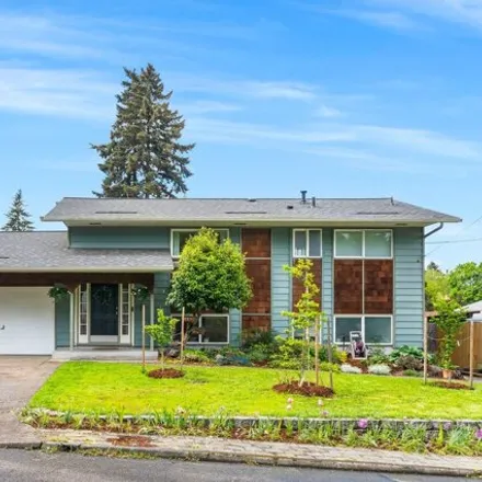 Buy this 6 bed house on 4999 Southeast Regents Circle in Milwaukie, OR 97222