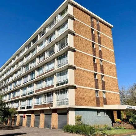 Rent this 2 bed apartment on unnamed road in Elarduspark, Pretoria