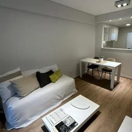 Buy this 2 bed apartment on Mendoza 1450 in Martin, Rosario