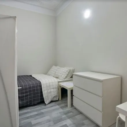 Image 1 - Rua Barão de Sabrosa - Room for rent