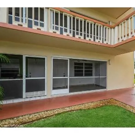 Buy this 2 bed condo on 1058 Southwest 52nd Avenue in Hollywood, FL 33021