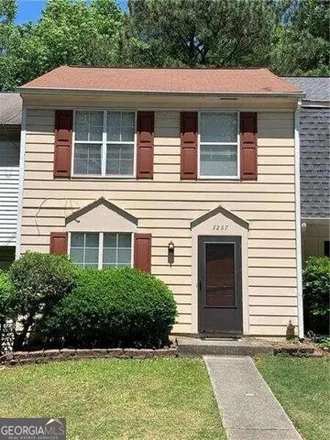 Buy this studio townhouse on 3009 Shadow Walk Lane in Tucker, GA 30084