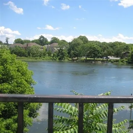 Image 3 - 250 Pelham Road, Residence Park, City of New Rochelle, NY 10805, USA - Townhouse for sale