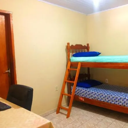 Buy this 4 bed house on Rua Teresa da Cruz Augusta in Jardim Mauá, Mauá - SP