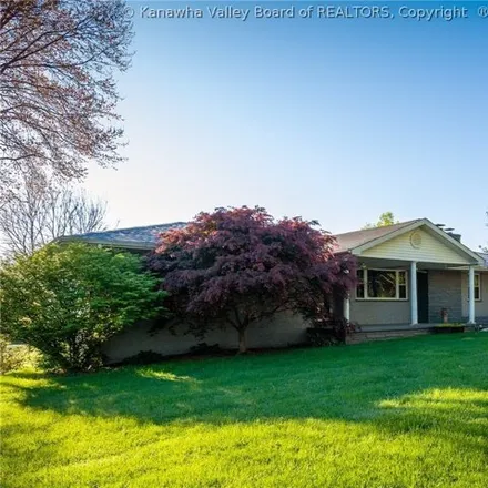 Image 3 - 116 East Maplewood, Oakwood Estates, Teays Valley, WV 25560, USA - House for sale