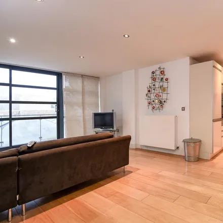 Rent this 2 bed apartment on 26 Bastwick Street in London, EC1V 3AT